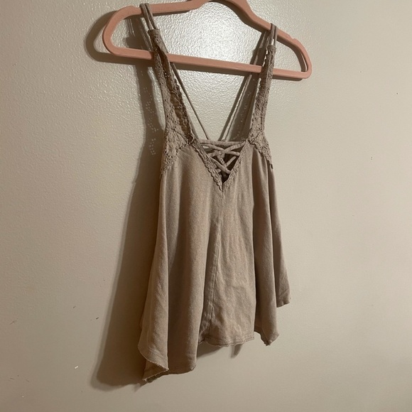 forever 21 Cut Out Top - Picture 8 of 9